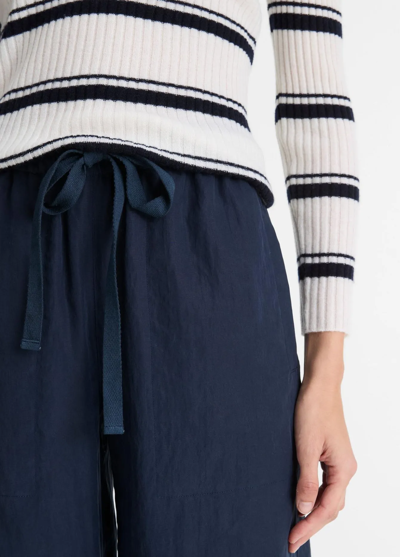 Mid-Rise Utility Drawstring Pant