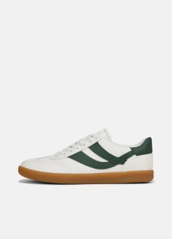 Oasis Leather Sneaker