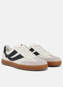 Oasis Leather Sneaker