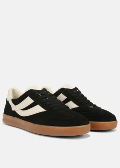 Oasis Leather Sneaker