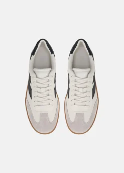 Oasis Leather Sneaker