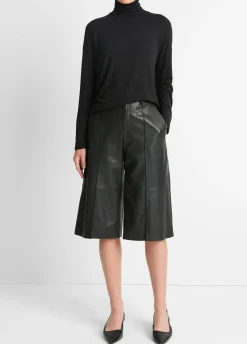 Relaxed Long-Sleeve Turtleneck Top