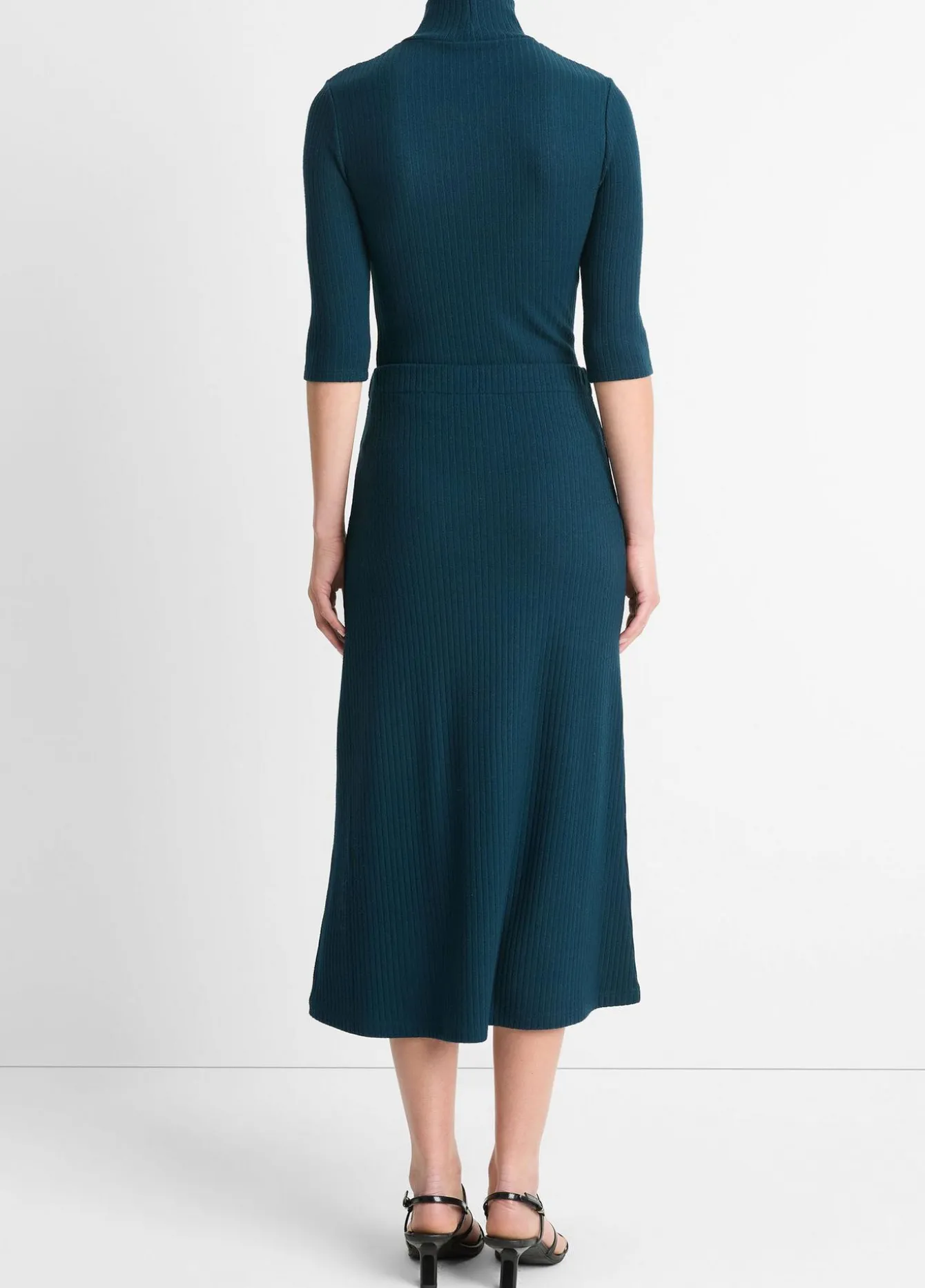 Ribbed Midi Skirt